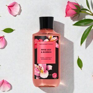 🆕Bath & Body Works Pink Lily & Bamboo Shower Gel